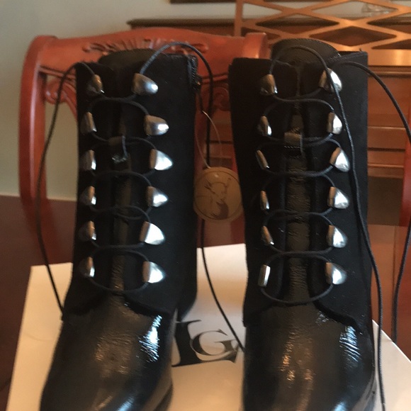 Gorgeous women’s Italian heel boots - Picture 2 of 12